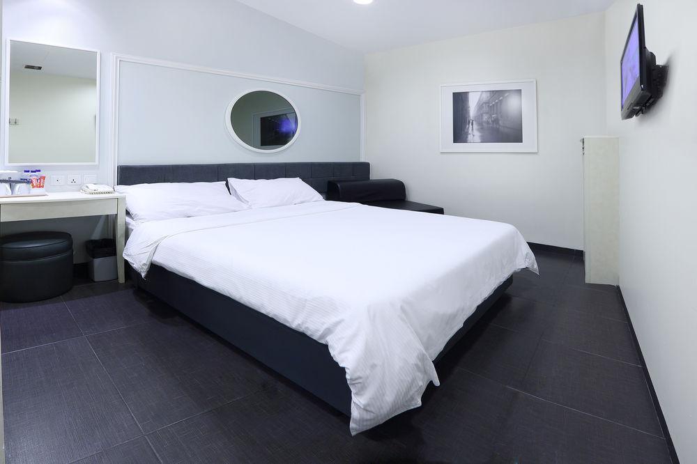 Value Hotel Balestier Singapore Exterior photo